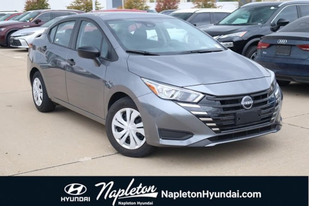 Used 2024 Nissan Versa 1.6 S Sedan