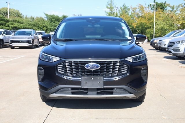 2023 Ford Escape Active photo 2