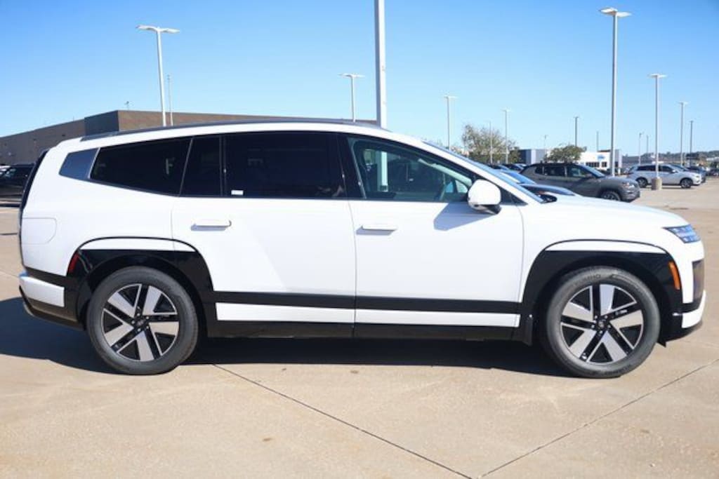 New 2026 Hyundai IONIQ 9 SEL SUV