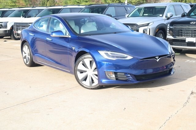 2020 Tesla Model S Long Range Plus AWD photo 2