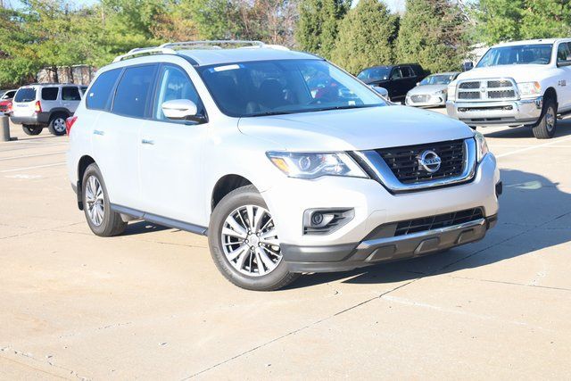 Used 2020 Nissan Pathfinder S with VIN 5N1DR2AN7LC620212 for sale in Hazelwood, MO