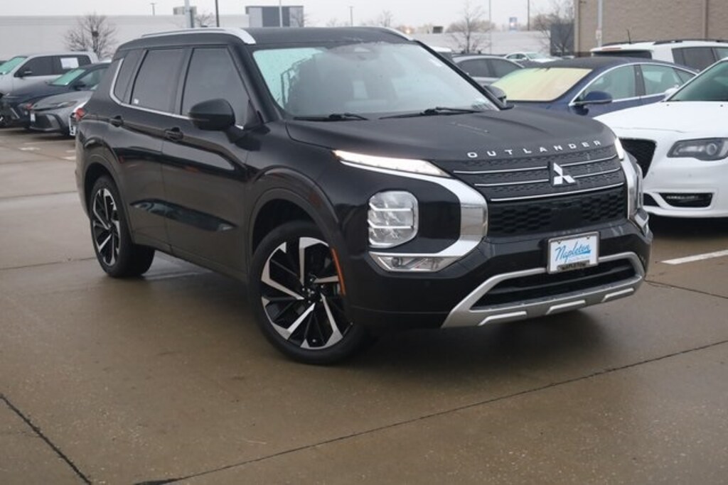 Used 2022 Mitsubishi Outlander SEL CUV