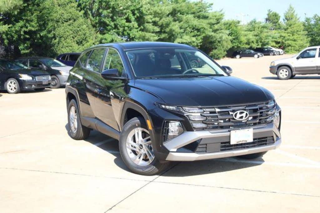 New 2026 Hyundai Tucson SE AWD SUV