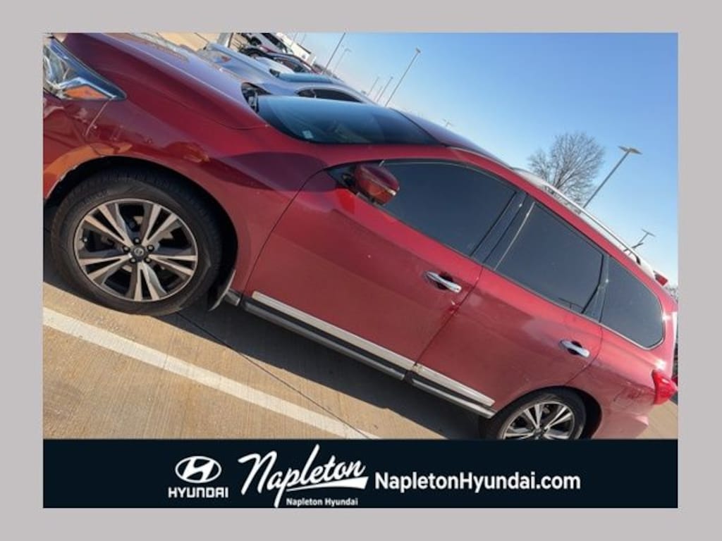 Used 2017 Nissan Pathfinder Platinum SUV
