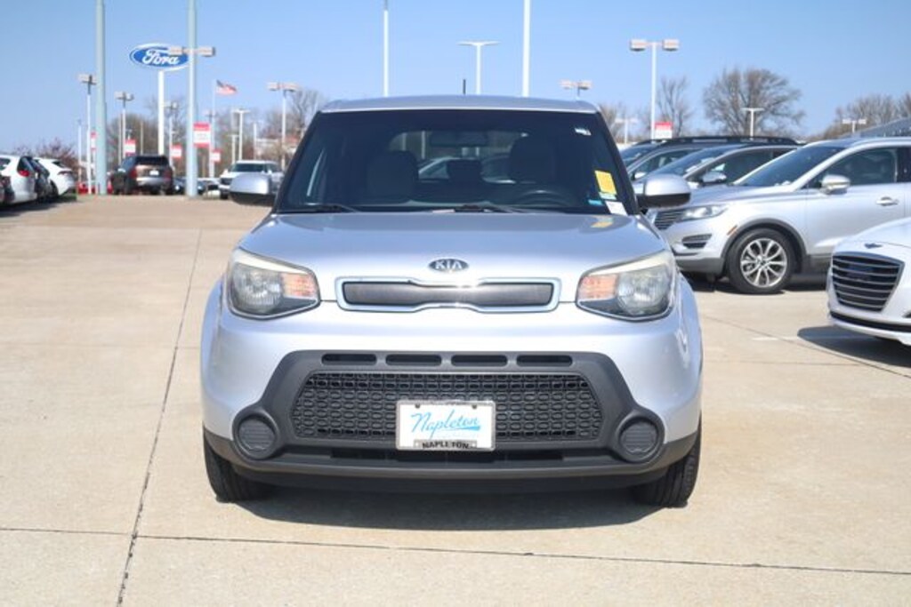 Used 2015 Kia Soul Base FWD Hatchback