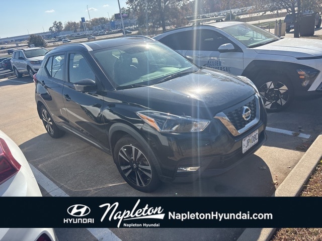 2019 Nissan Kicks SR