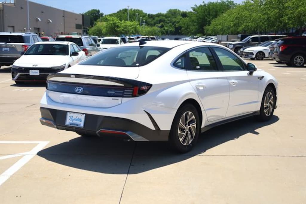 New 2026 Hyundai Sonata Hybrid Blue Sedan