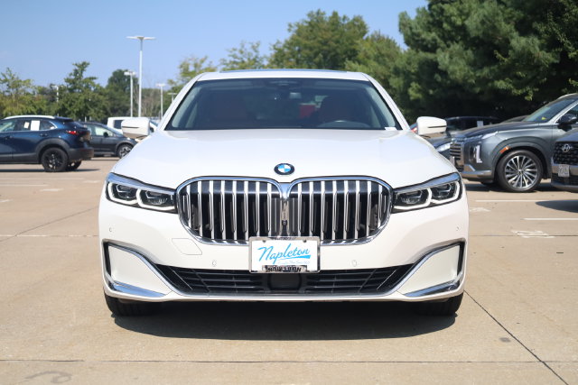Used 2022 BMW 750i xDrive Sedan