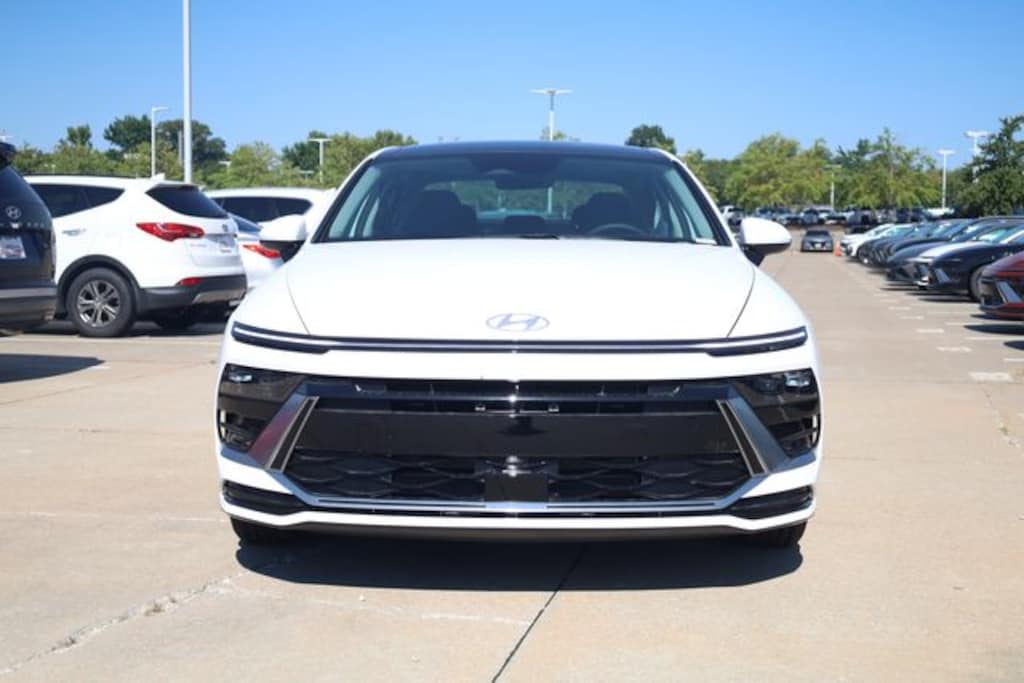 New 2026 Hyundai Sonata Hybrid SEL Sedan
