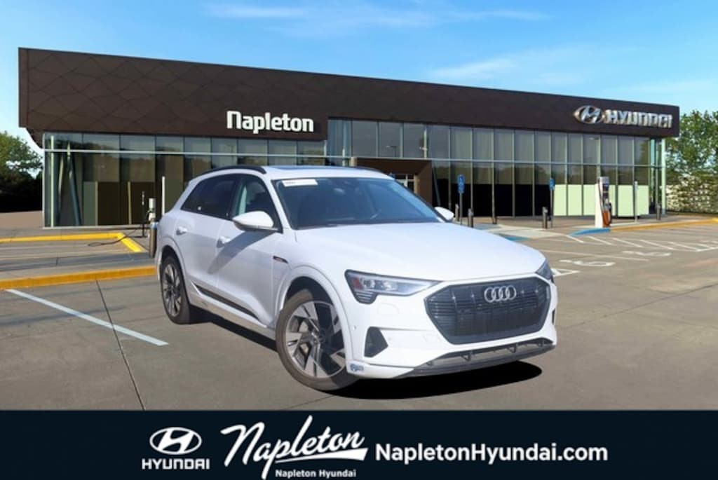 Used 2021 Audi e-tron Premium SUV
