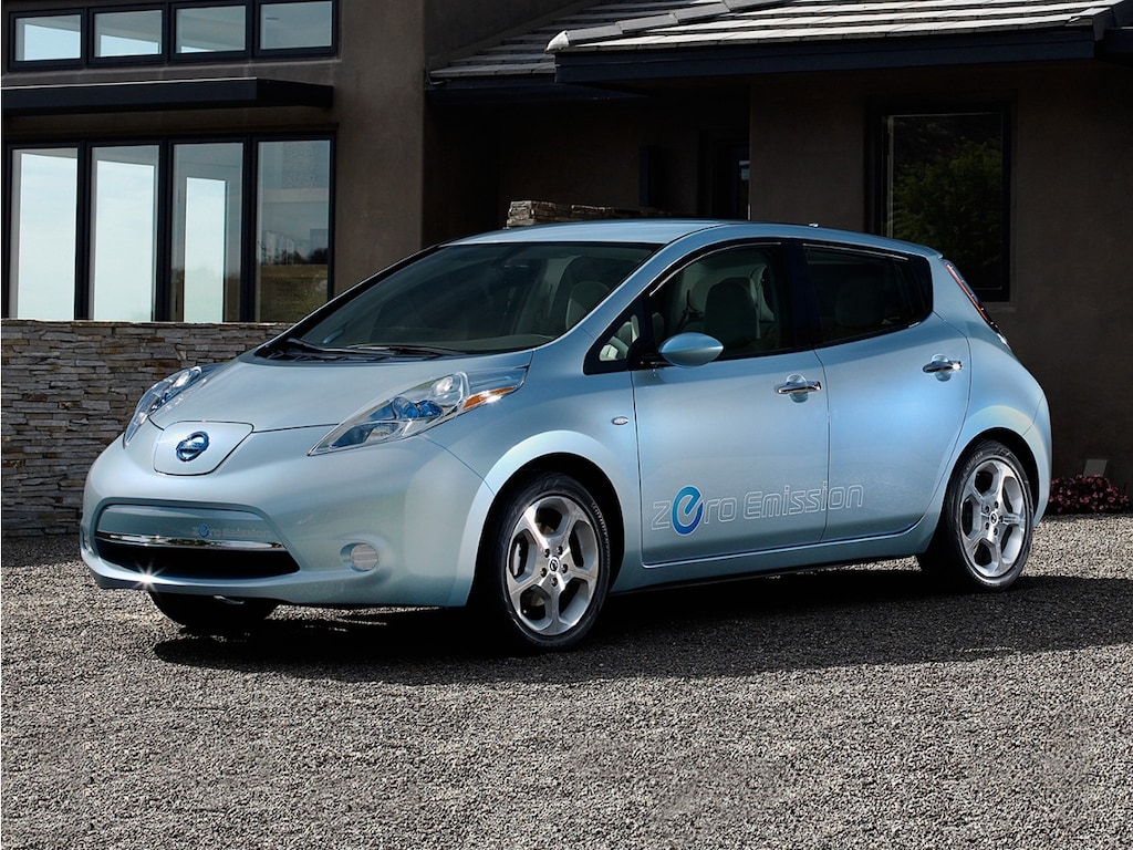 Used 2015 Nissan LEAF SL Hatchback