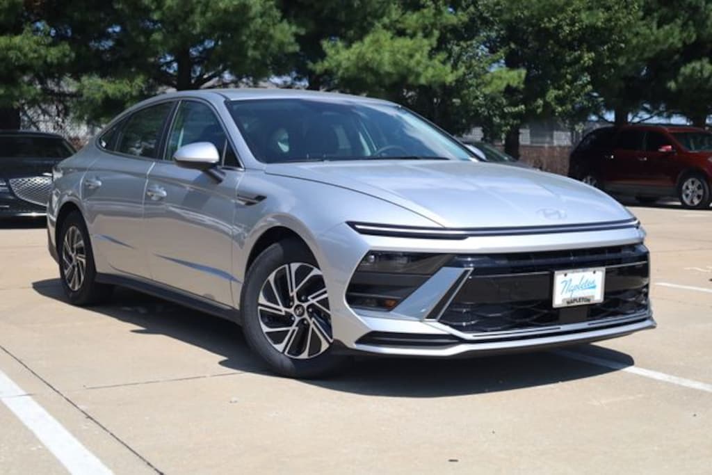 New 2026 Hyundai Sonata Hybrid Blue Sedan