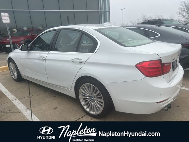 2015 BMW 3 Series 328i's photo