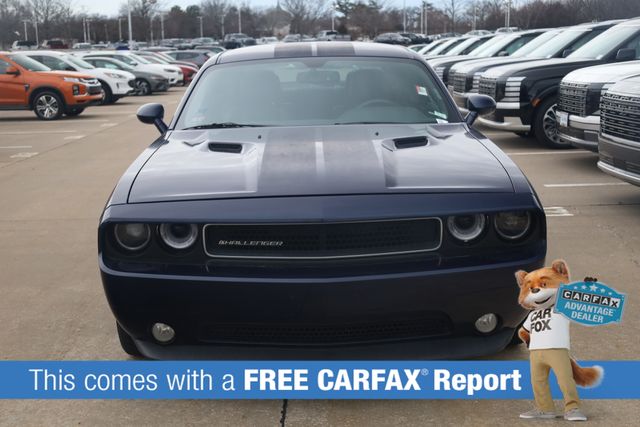 Used 2013 Dodge Challenger SXT with VIN 2C3CDYAG1DH579047 for sale in Hazelwood, MO