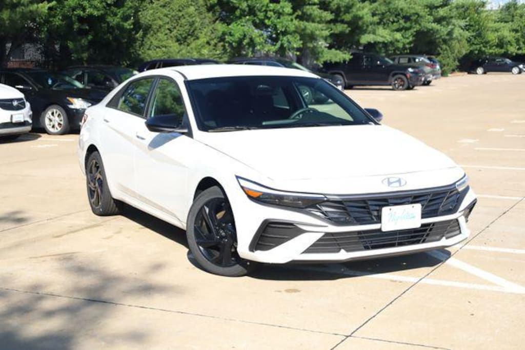 New 2026 Hyundai Elantra SEL Sport Sedan