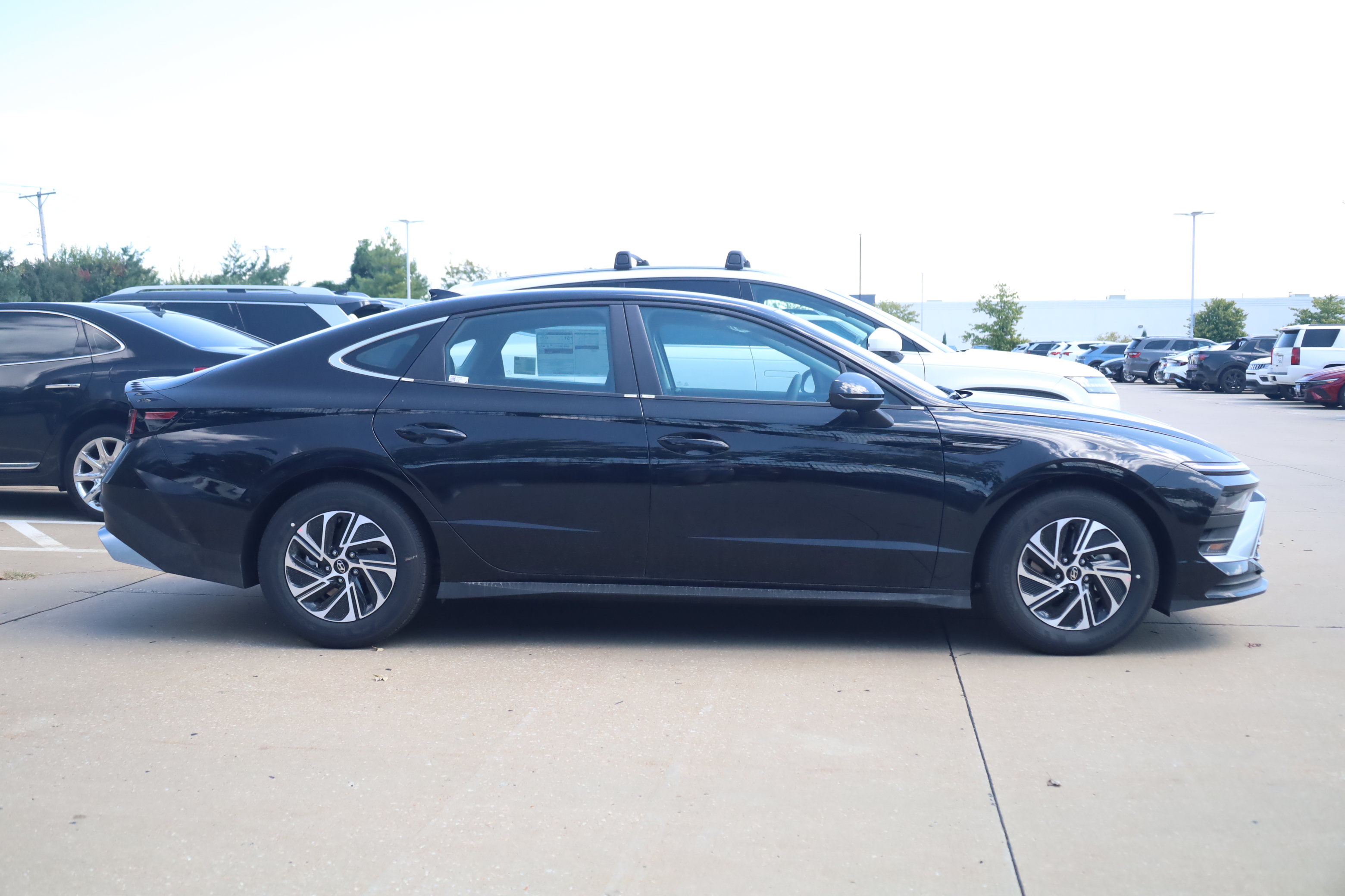 New 2026 Hyundai Sonata Hybrid Blue Sedan