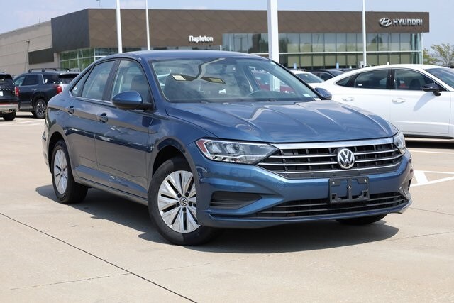 Used 2019 Volkswagen Jetta S with VIN 3VWC57BU9KM025614 for sale in Hazelwood, MO