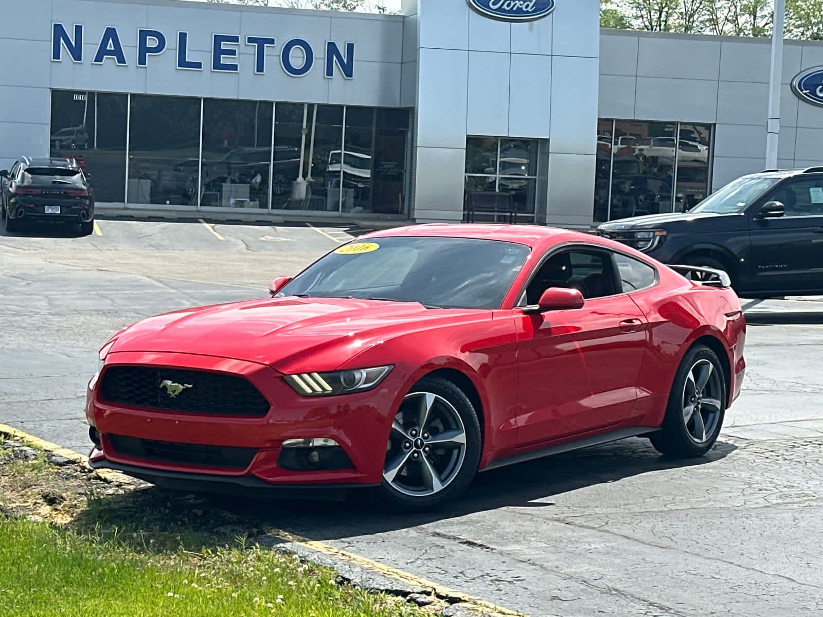 2016 Ford Mustang V6 Coupe's photo