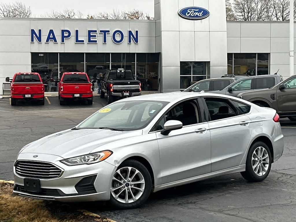 Used 2019 Ford Fusion SE Sedan