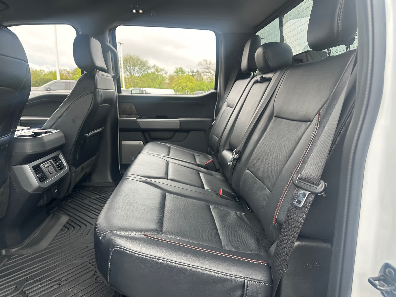2023 Ford F-250 Super Duty Lariat - Photo 31