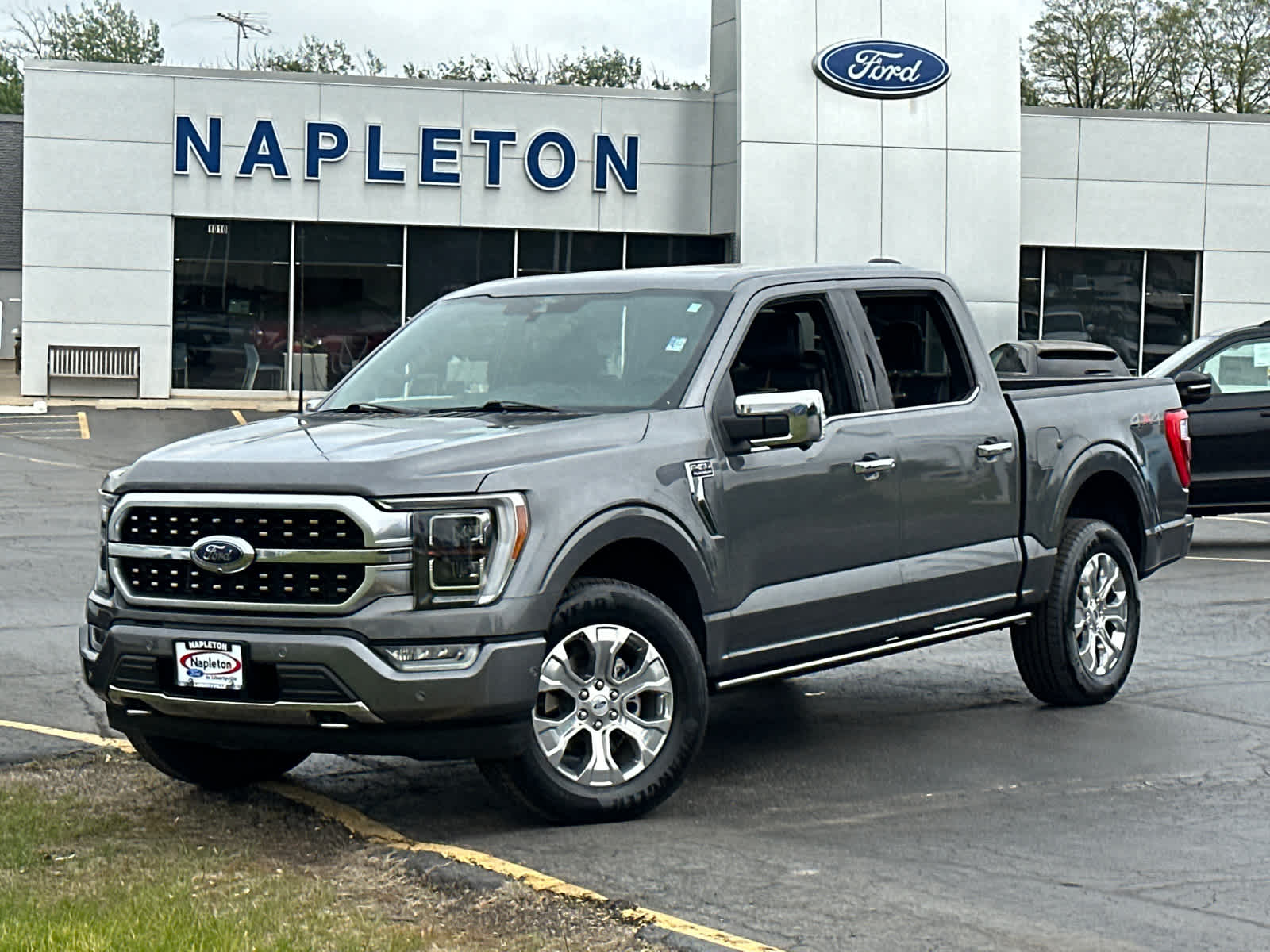 2022 Ford F-150 Platinum Crew Cab Pickup