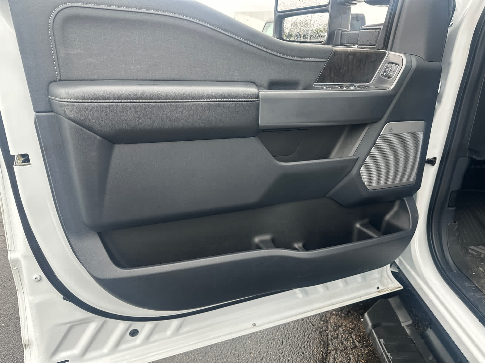 2023 Ford F-250 Super Duty Lariat - Photo 29