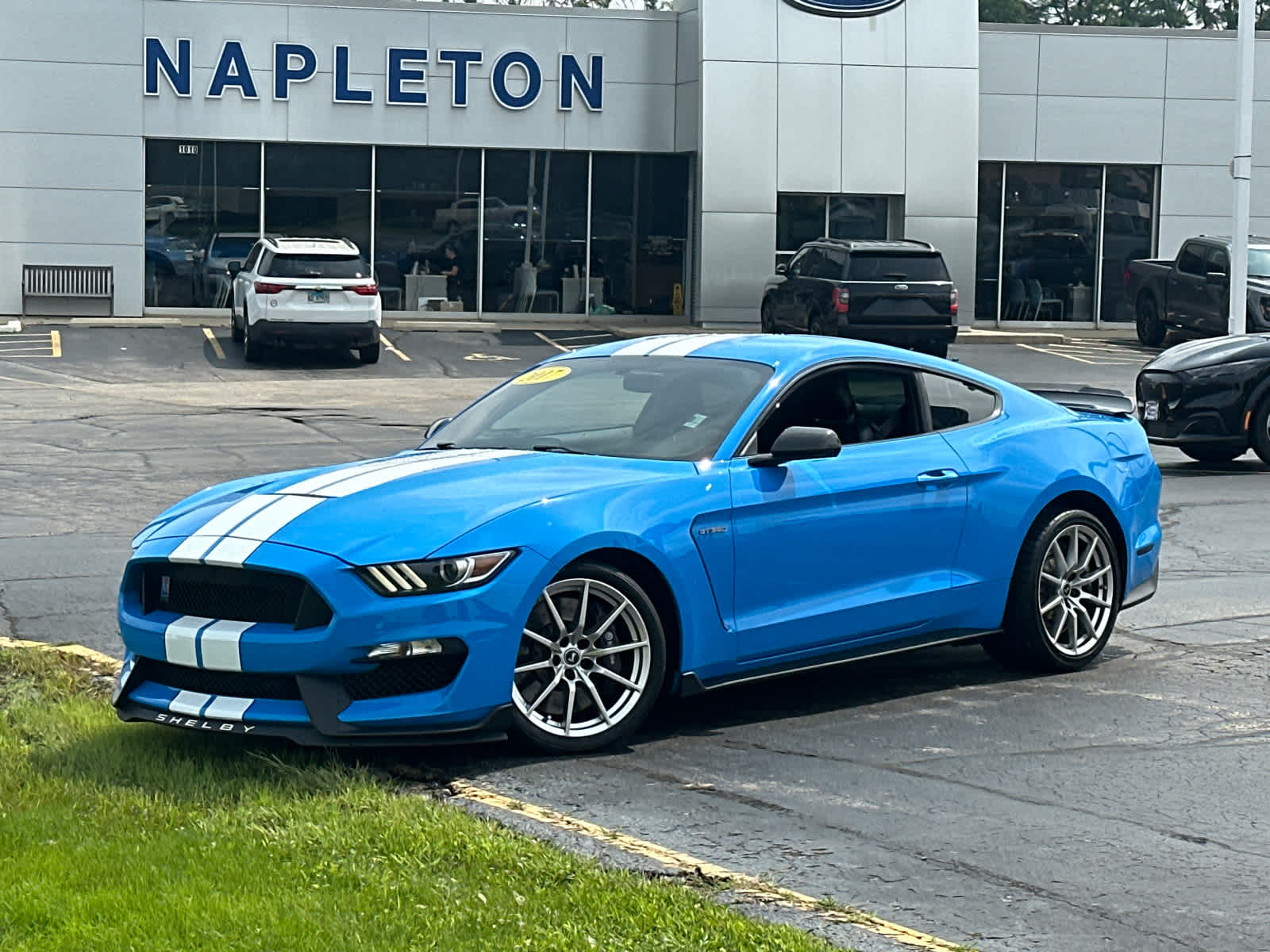 2017 Ford Mustang Coupe 