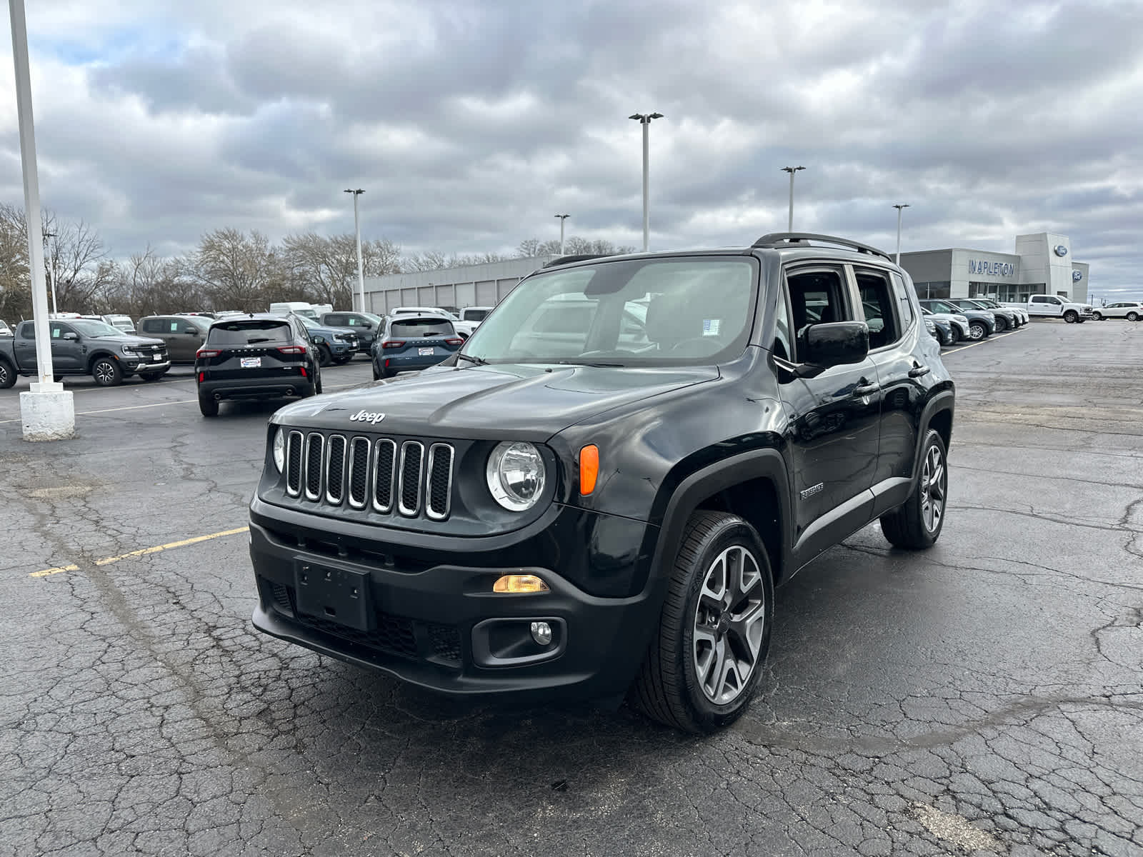 2017 Jeep Renegade Latitude North Edition photo 4