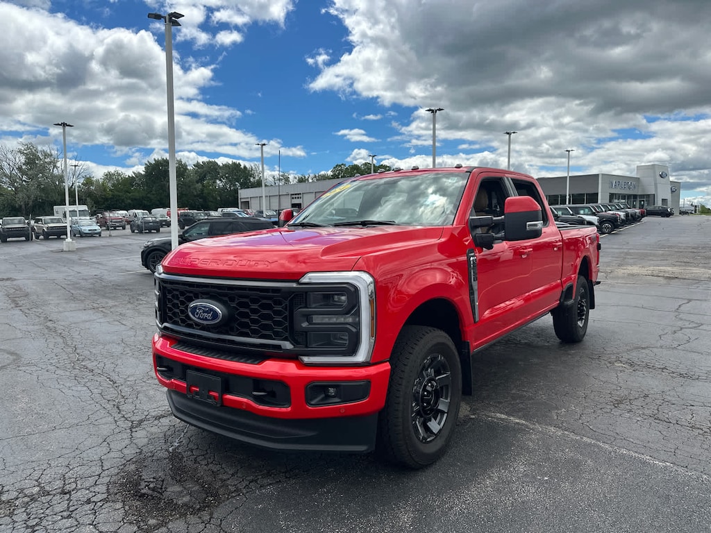 Used 2024 Ford F-250 Lariat Crew Cab Pickup
