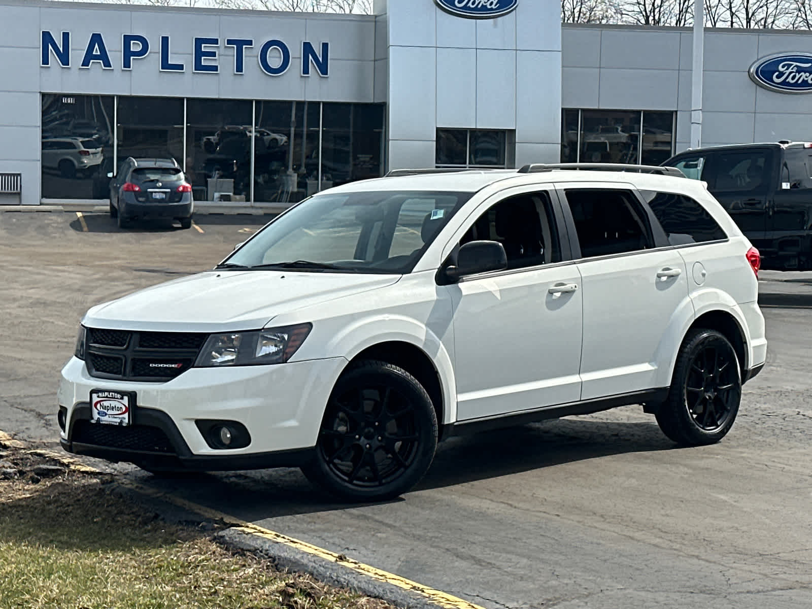 Used 2016 Dodge Journey SXT with VIN 3C4PDDBG6GT111928 for sale in Libertyville, IL