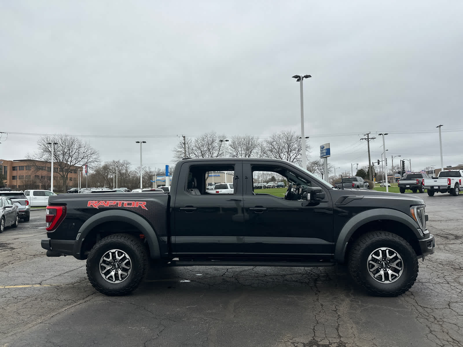2023 Ford F-150 Raptor - Photo 9
