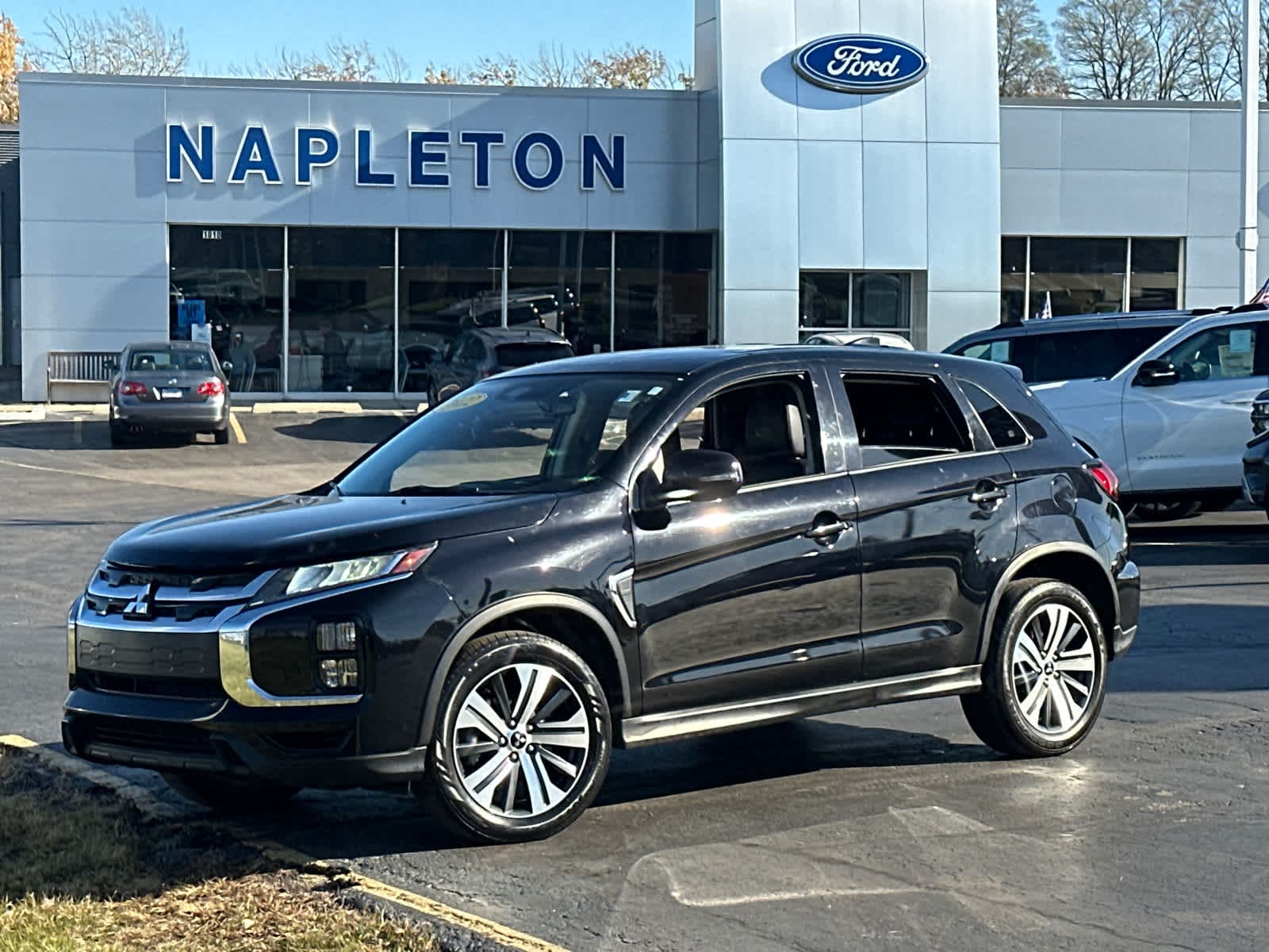 2022 Mitsubishi Outlander Sport SE's photo