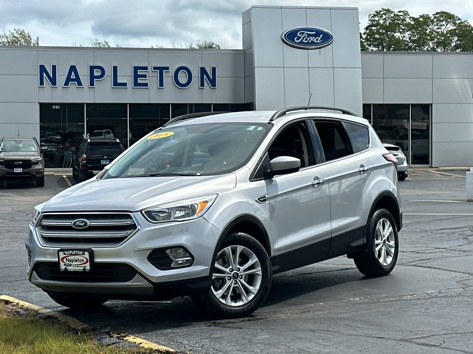 2018 Ford Escape SE photo 2