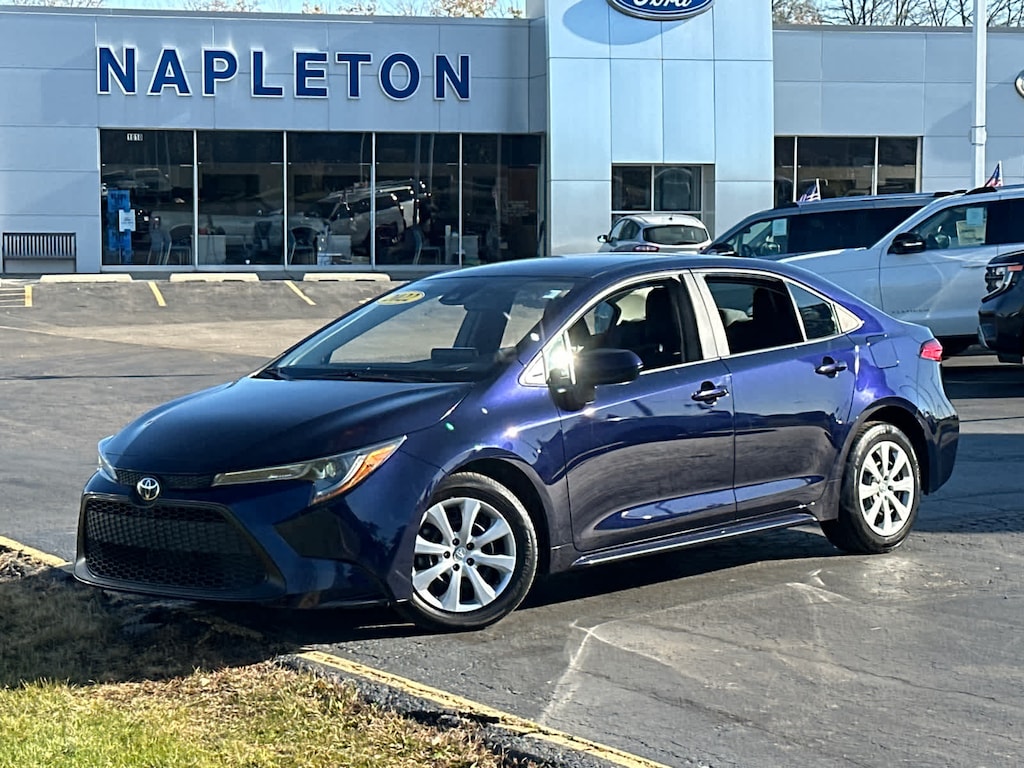Used 2022 Toyota Corolla LE Sedan