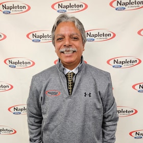 Staff member Cecilio Ruiz from e5feabf3a971