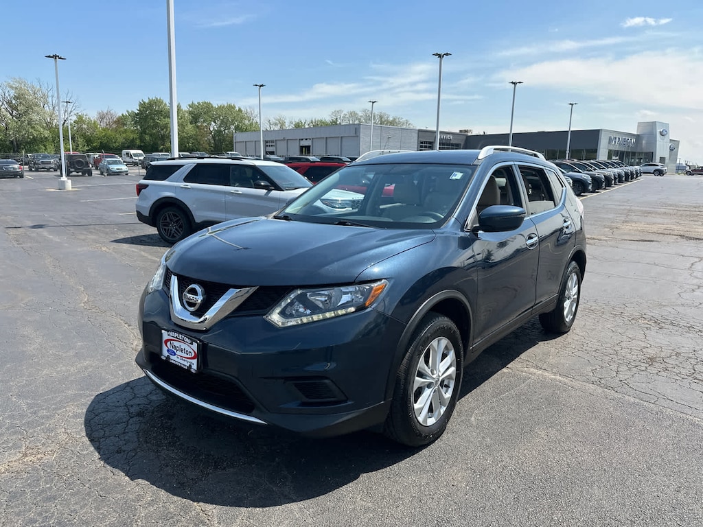 Used 2016 Nissan Rogue SV SUV