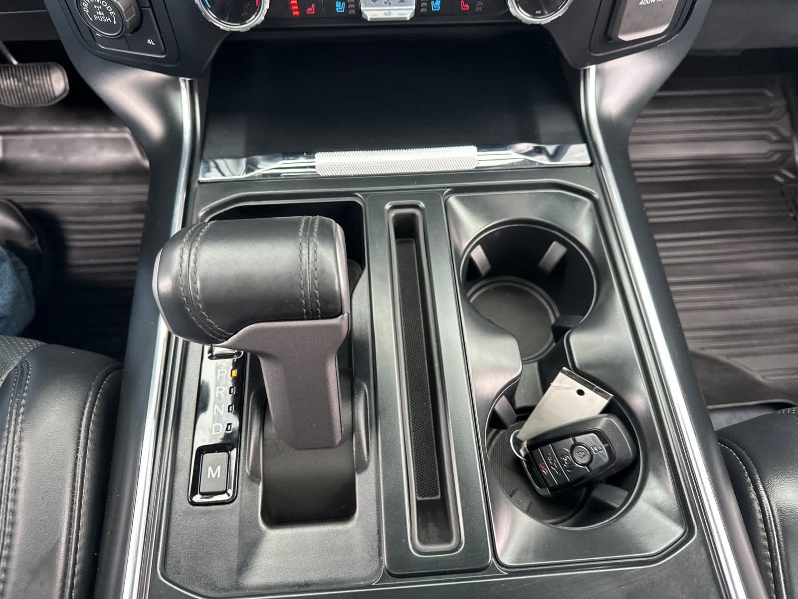 2023 Ford F-150 Raptor - Photo 25