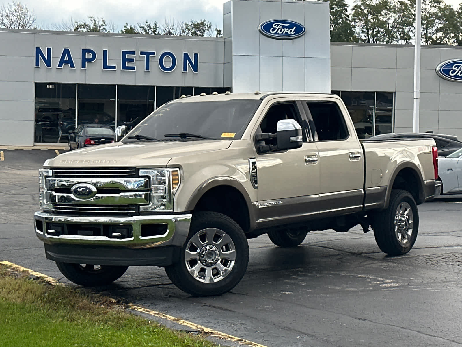 2018 Ford F-350 Crew Cab Pickup 