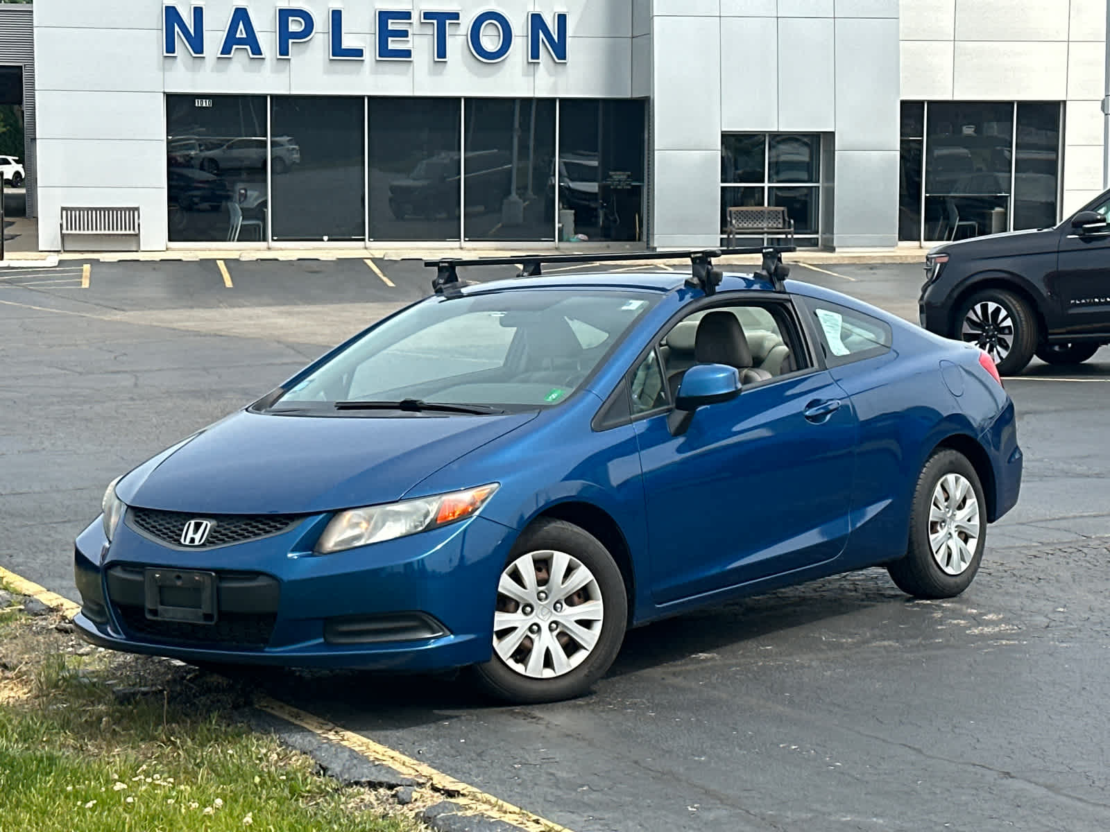 2012 Honda Civic LX Auto's photo