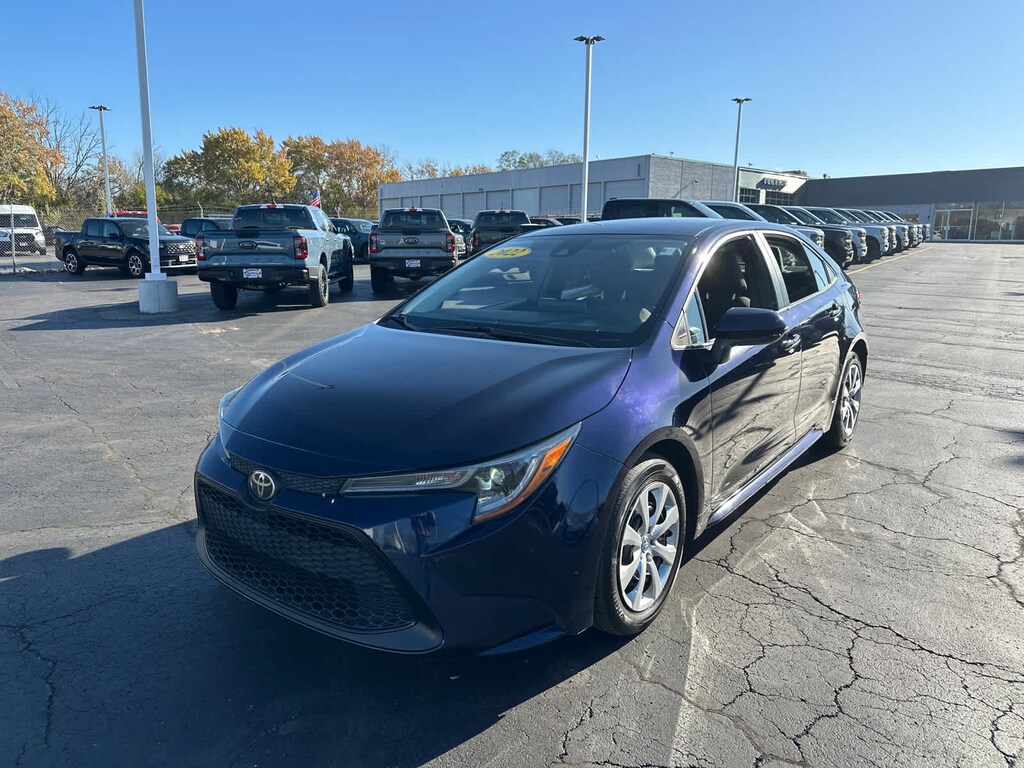 Used 2022 Toyota Corolla LE Sedan