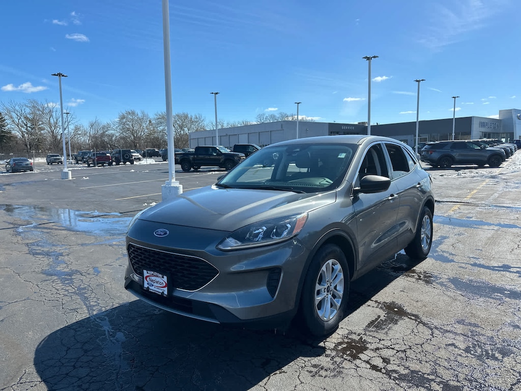 Used 2022 Ford Escape Hybrid SE SUV