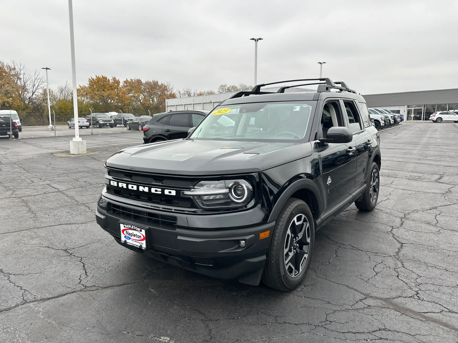 2023 Ford Bronco Sport Outer Banks photo 2