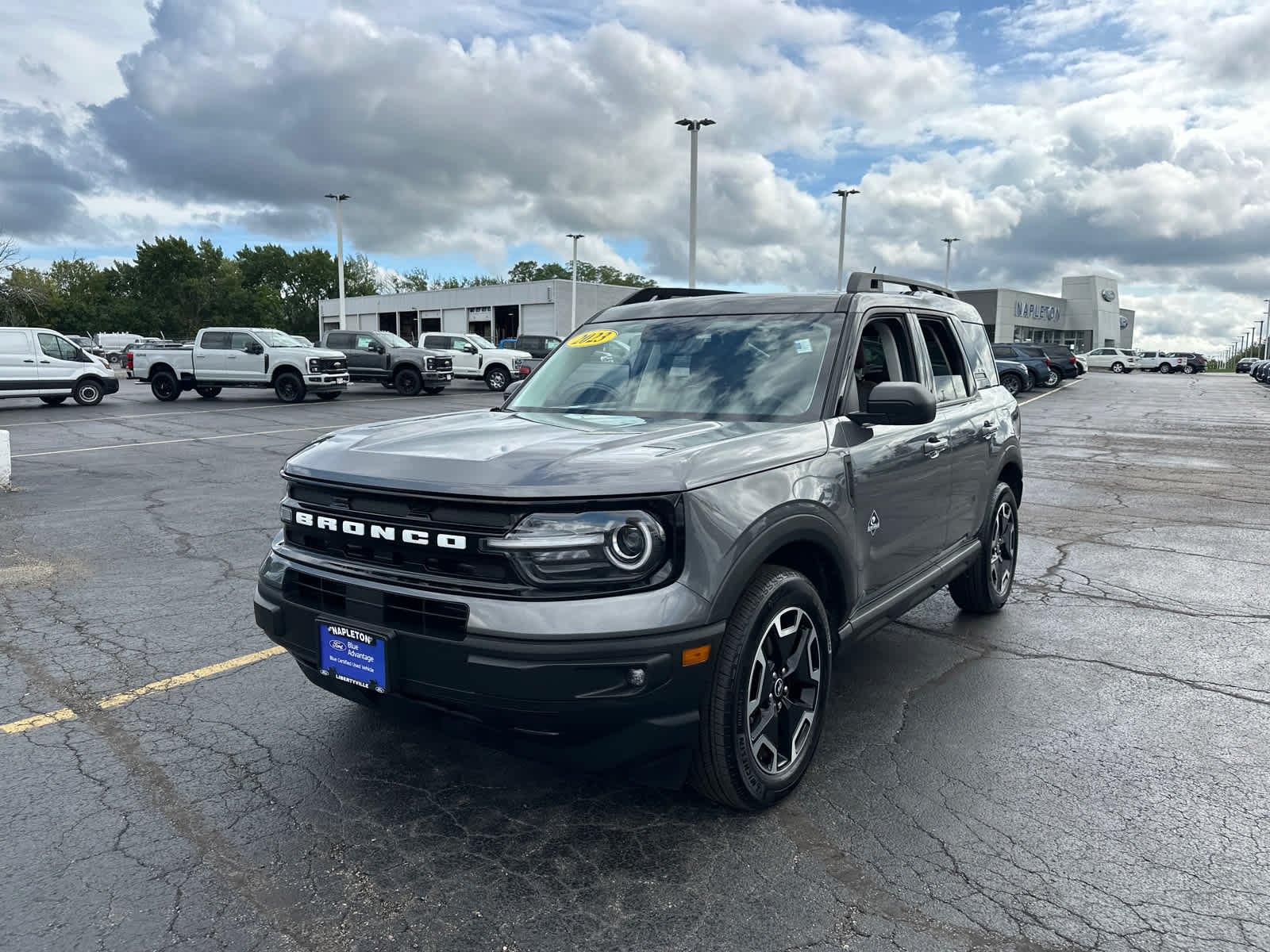 2023 Ford Bronco Sport Outer Banks photo 3