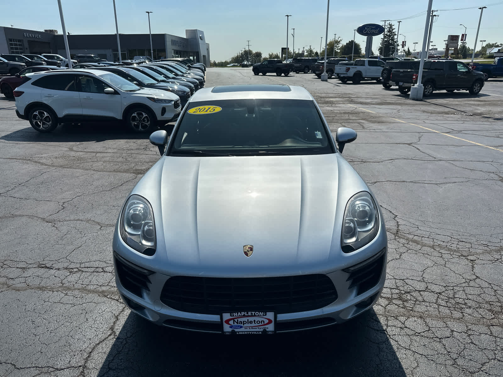 2015 Porsche Macan S photo 3