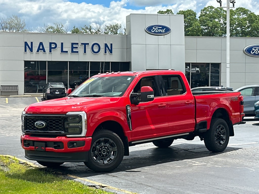 Used 2024 Ford F-250 Lariat Crew Cab Pickup