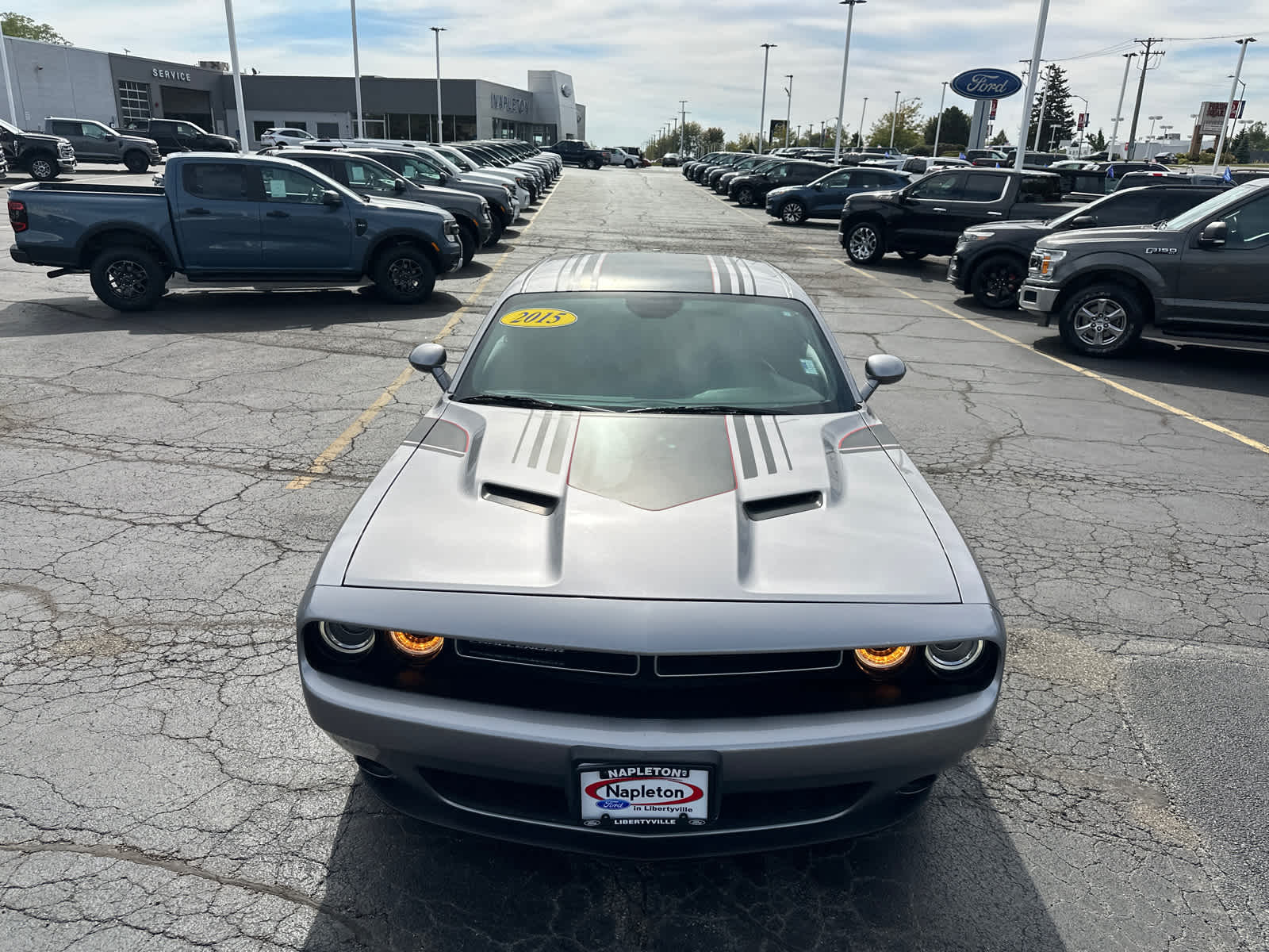 2015 Dodge Challenger SXT photo 3
