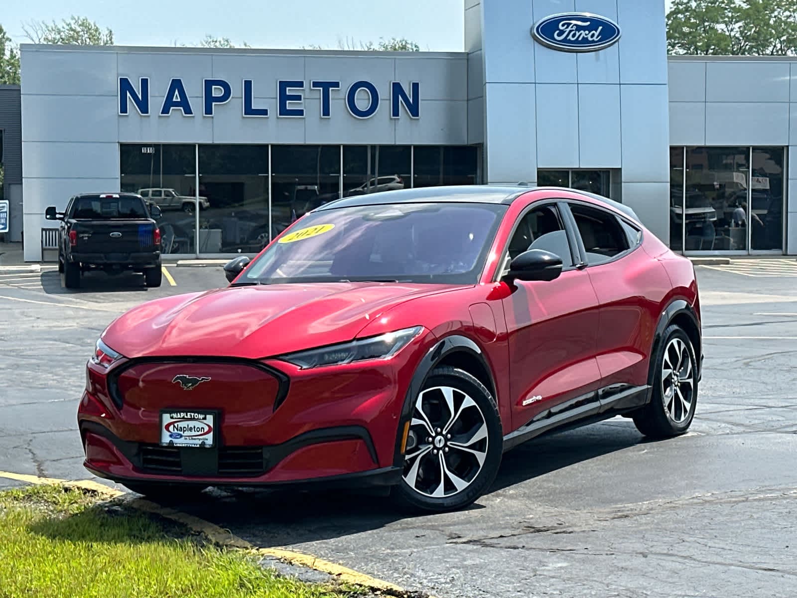 Used 2021 Ford Mustang Mach-E Premium AWD with VIN 3FMTK3SS8MMA07641 for sale in Libertyville, IL