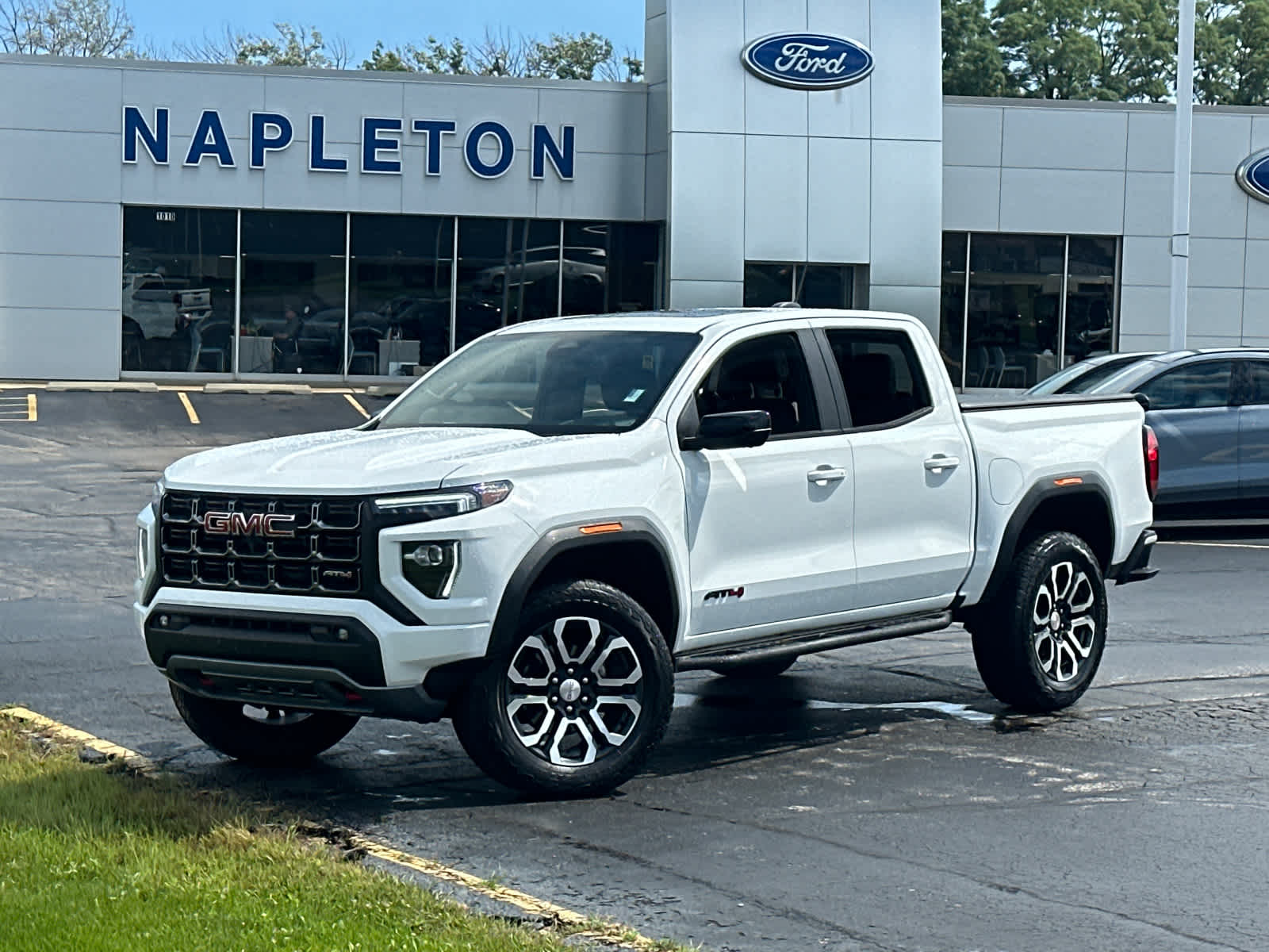 2024 GMC Canyon