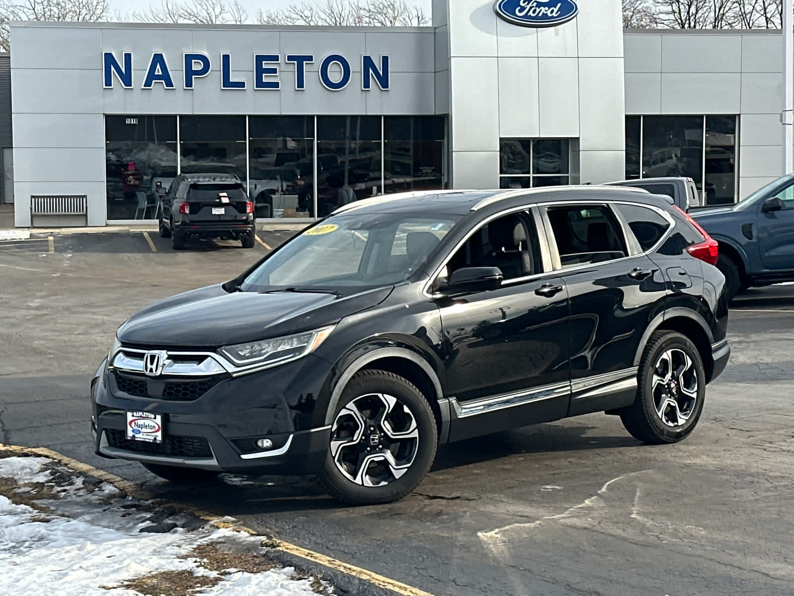 2017 Honda CR-V Touring's photo