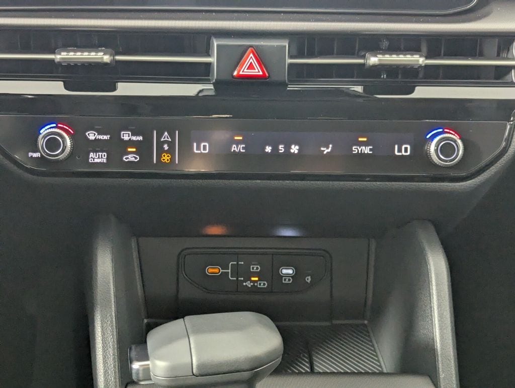 2026 Kia Sportage SX - Photo 20